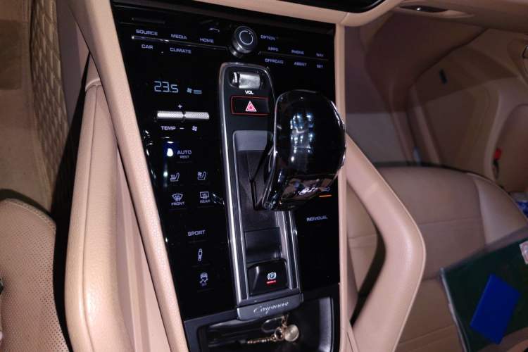 Used Porsche Cayenne 2019 Cayenne 3.0T Gear Lever