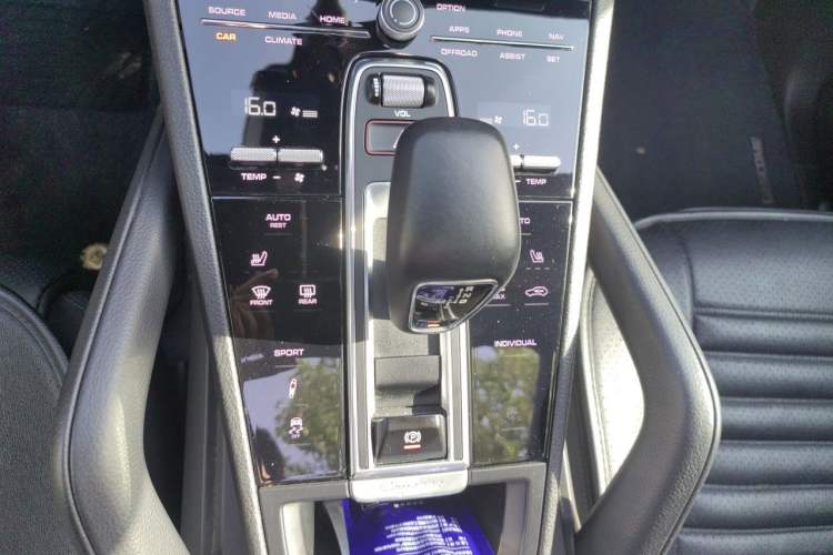 Used Porsche Cayenne 2019 Cayenne 3.0T Gear Lever