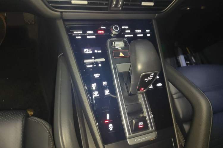 Used Porsche Cayenne 2019 Cayenne 3.0T Gear Lever