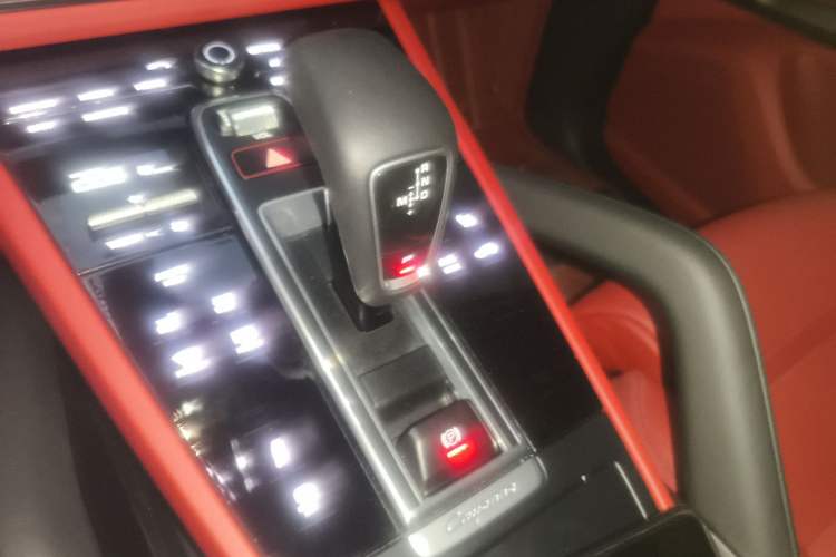 Used Porsche Cayenne 2019 Cayenne 3.0T Gear Lever