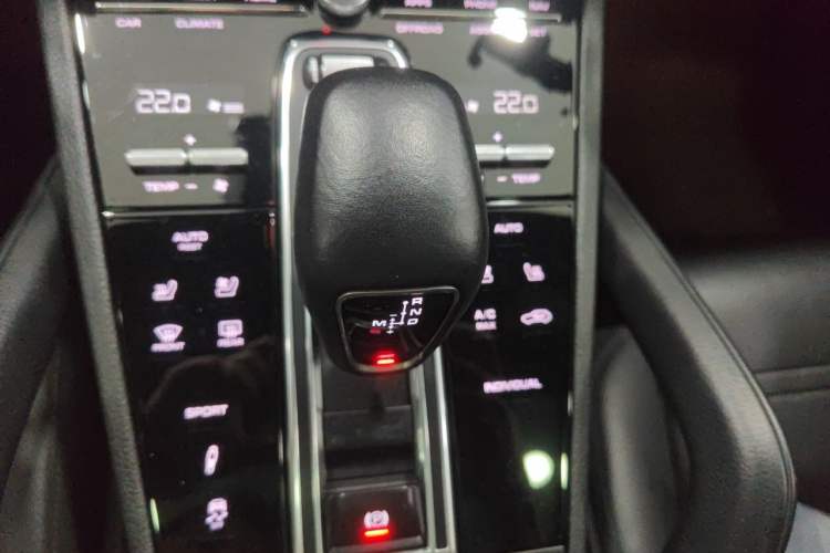 Used Porsche Cayenne 2019 Cayenne 3.0T Gear Lever