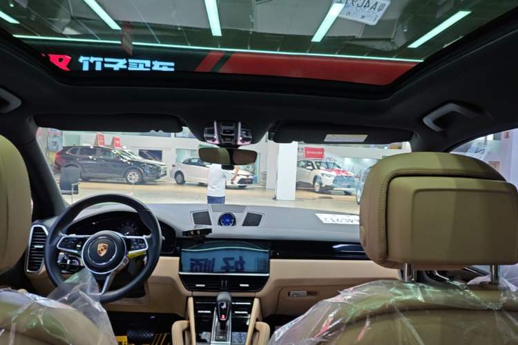 Used Porsche Cayenne 2019 Cayenne 3.0T Headliner