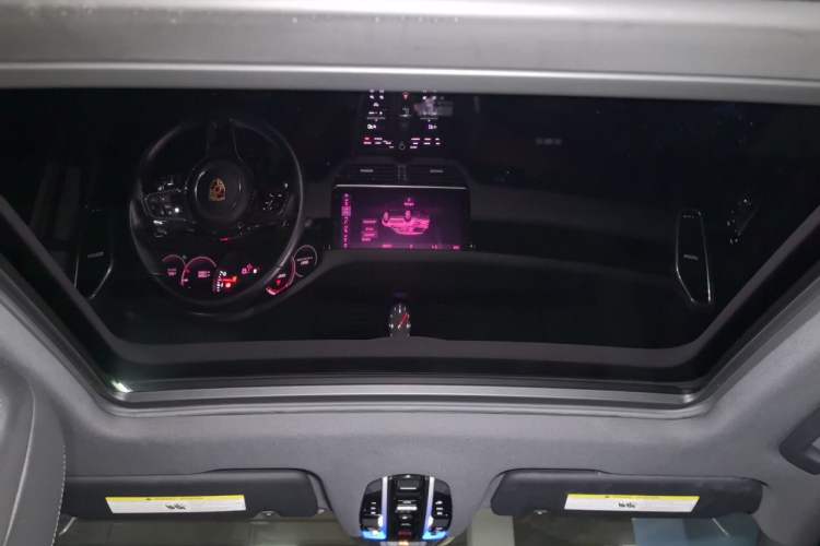 Used Porsche Cayenne 2019 3.0T U.S. specification Headliner