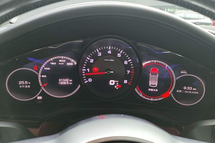 Used Porsche Cayenne 2019 Cayenne 3.0T Instrument Cluster