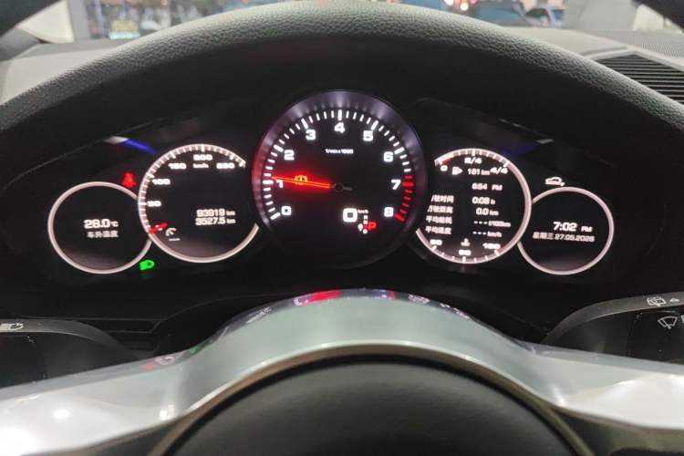Used Porsche Cayenne 2019 Cayenne 3.0T Instrument Cluster
