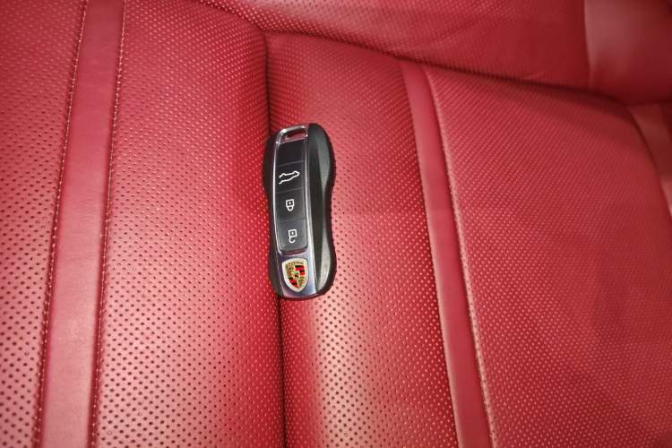 Used Porsche Cayenne 2019 Cayenne 3.0T Interior 1