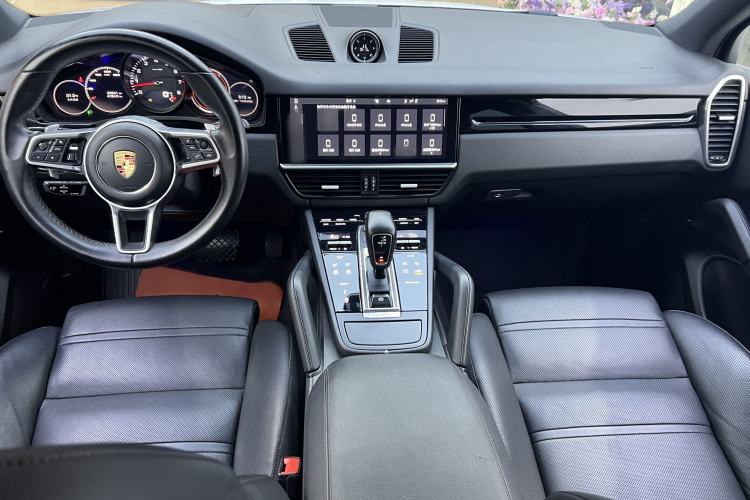 Used Porsche Cayenne 2019 Cayenne 3.0T Interior 1