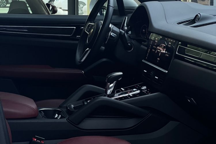 Used Porsche Cayenne 2019 Cayenne 3.0T Interior 3