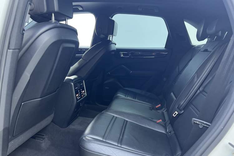 Used Porsche Cayenne 2019 Cayenne 3.0T Interior 7