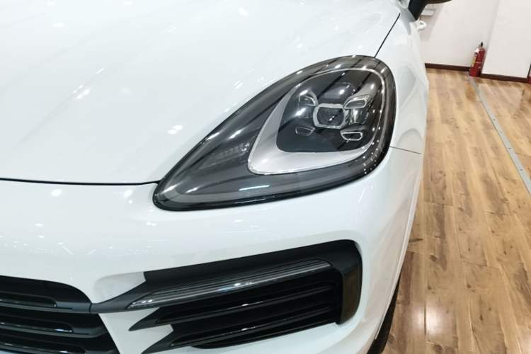 Used Porsche Cayenne 2019 Cayenne 3.0T Left Front Headlight