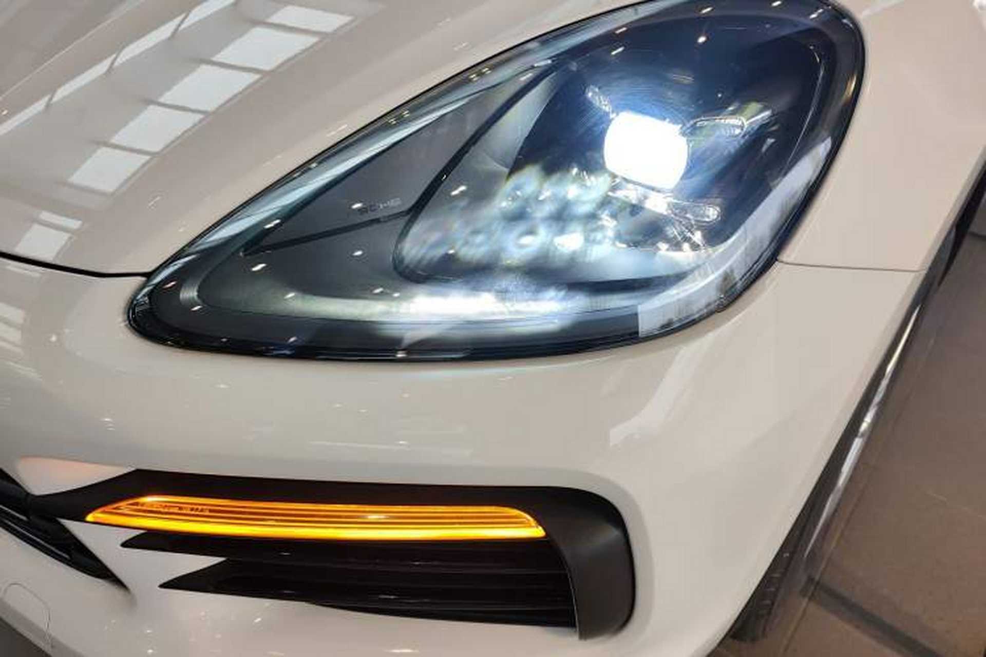 Used Porsche Cayenne 2019 Cayenne 3.0T Left Front Headlight