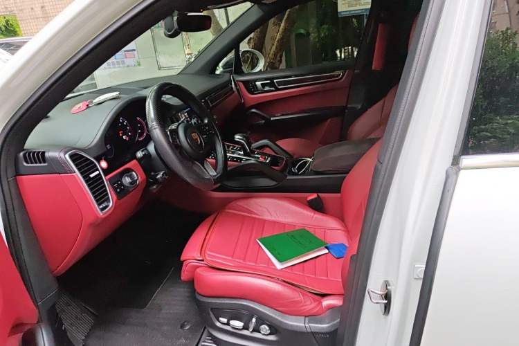 Used Porsche Cayenne 2019 Cayenne 3.0T Left Front Seat