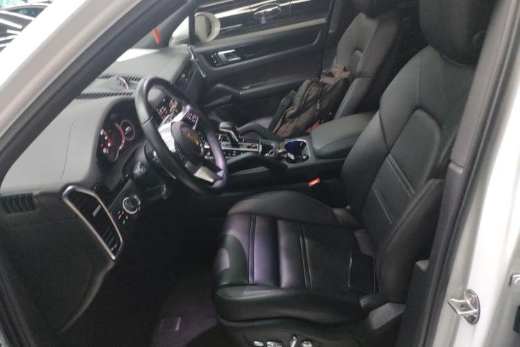Used Porsche Cayenne 2019 Cayenne 3.0T Left Front Seat