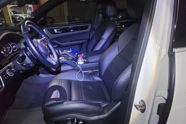 Used Porsche Cayenne 2019 Cayenne 3.0T Left Front Seat
