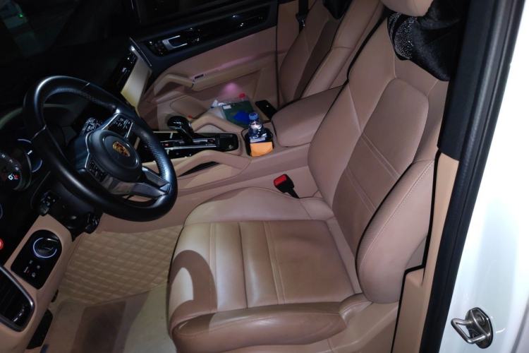 Used Porsche Cayenne 2019 Cayenne 3.0T Left Front Seat