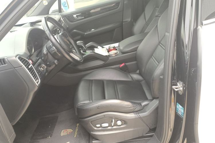 Used Porsche Cayenne 2019 Cayenne 3.0T Left Front Seat
