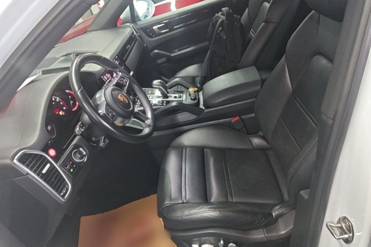 Used Porsche Cayenne 2019 Cayenne Coupé 3.0T Left Front Seat