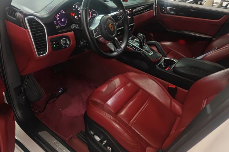 Used Porsche Cayenne 2019 Cayenne 3.0T Left Front Seat