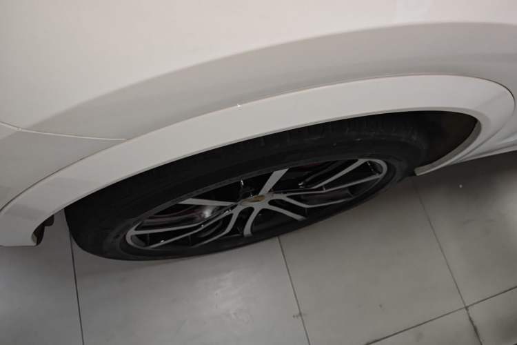 Used Porsche Cayenne 2019 Cayenne 3.0T Left Front Wheel Hub