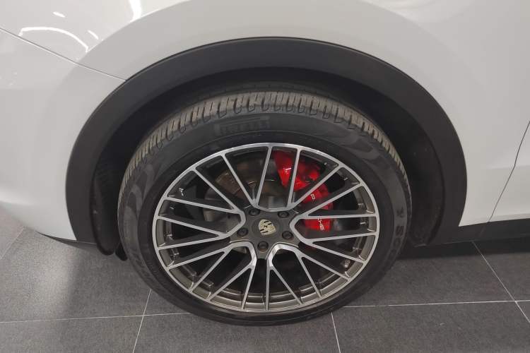 Used Porsche Cayenne 2019 Cayenne 3.0T Left Front Wheel Hub