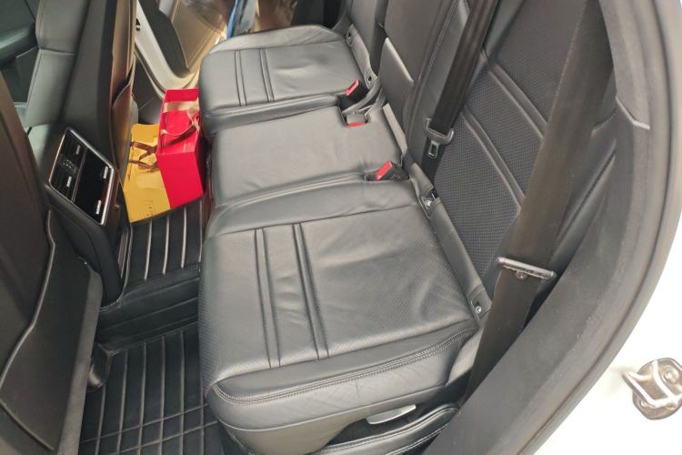 Used Porsche Cayenne 2019 Cayenne 3.0T Left Rear Seat