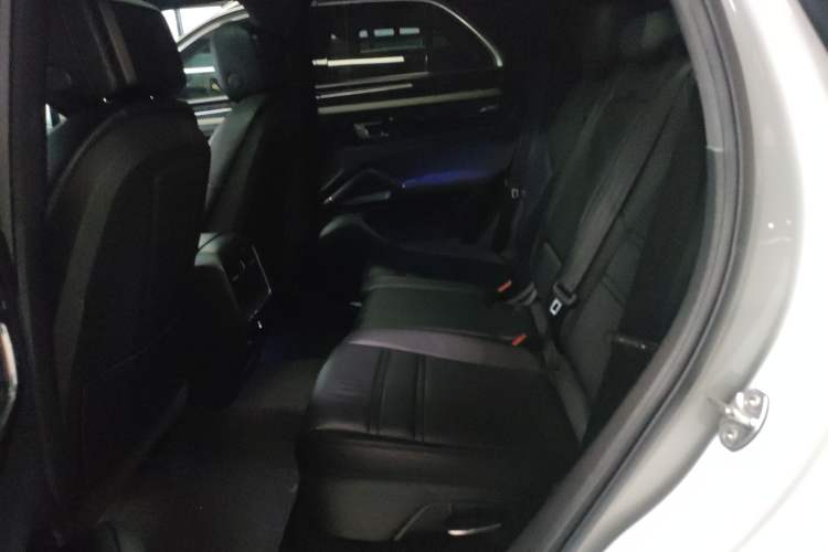 Used Porsche Cayenne 2019 Cayenne 3.0T Left Rear Seat