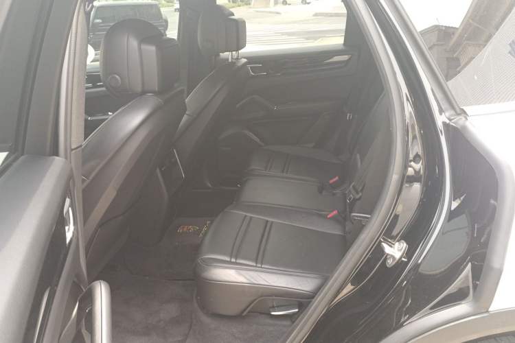 Used Porsche Cayenne 2019 Cayenne 3.0T Left Rear Seat