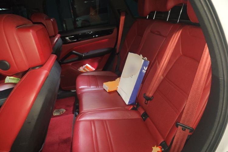 Used Porsche Cayenne 2019 Cayenne 3.0T Left Rear Seat