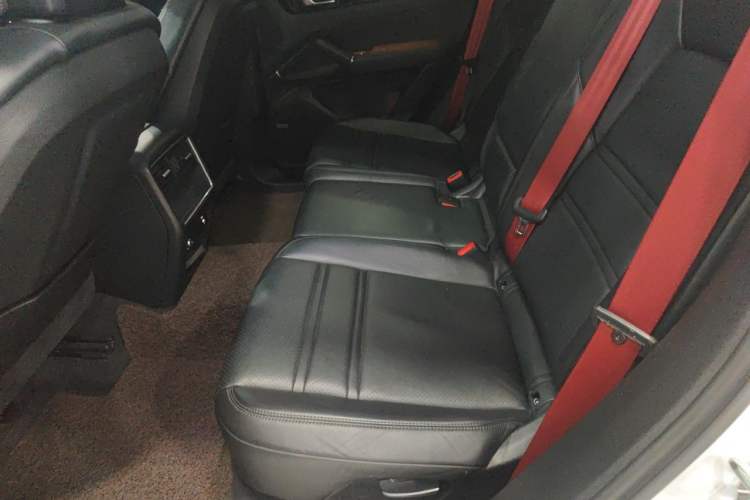 Used Porsche Cayenne 2019 Cayenne 3.0T Left Rear Seat