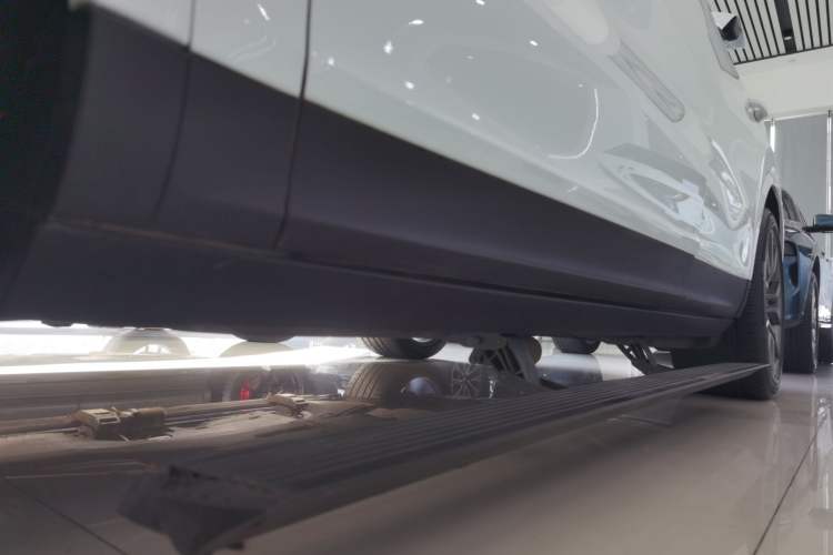 Used Porsche Cayenne 2019 Cayenne 3.0T Left Side Sill