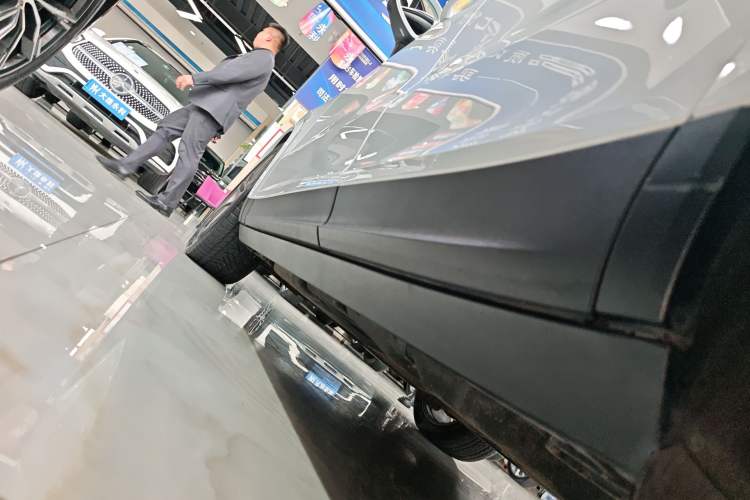 Used Porsche Cayenne 2019 Cayenne Coupé 3.0T Left Side Sill