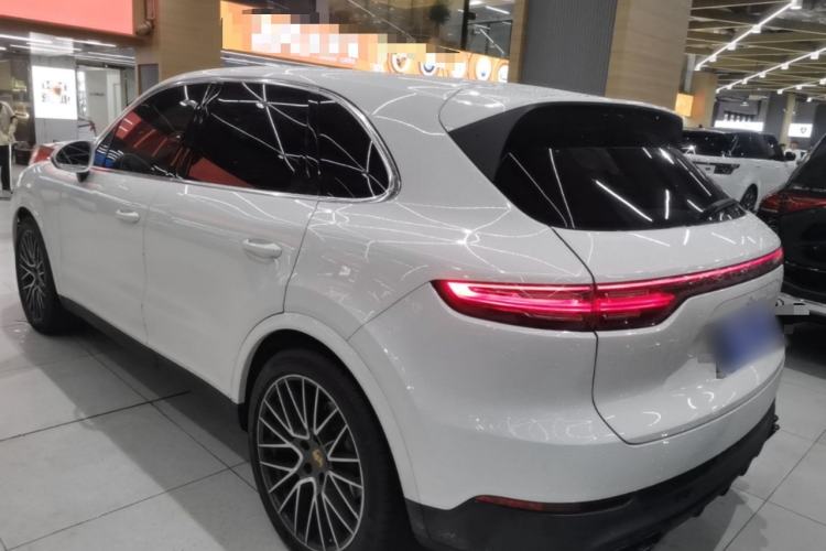 Used Porsche Cayenne 2019 Cayenne 3.0T Rear Left 45 Deg
