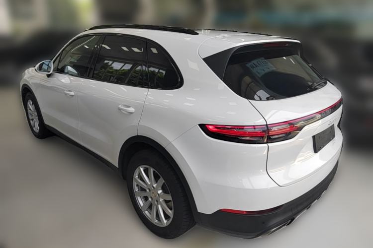 Used Porsche Cayenne 2019 Cayenne 3.0T Rear Left 45 Deg