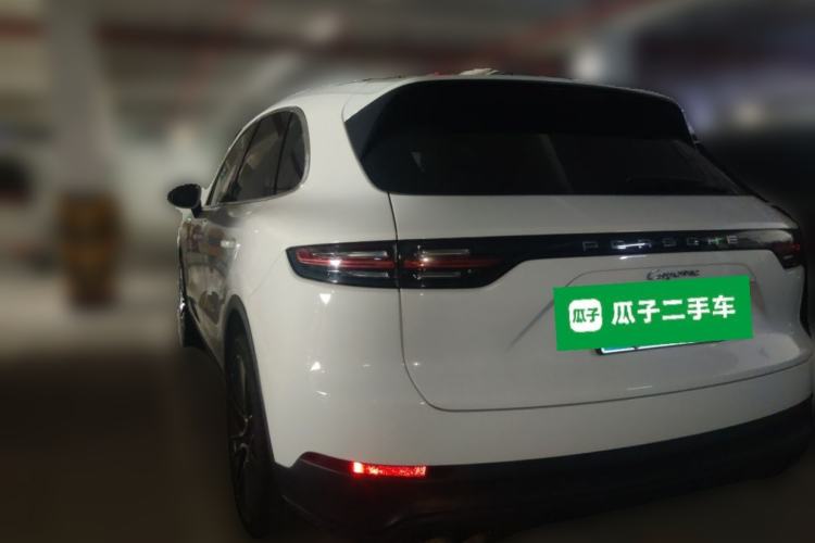 Used Porsche Cayenne 2019 Cayenne 3.0T Rear Left 45 Deg