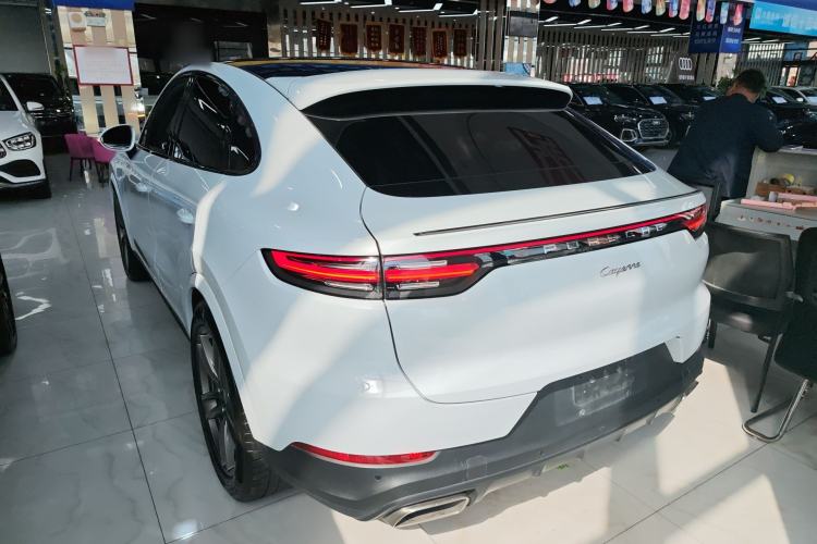 Used Porsche Cayenne 2019 Cayenne Coupé 3.0T Rear Left 45 Deg