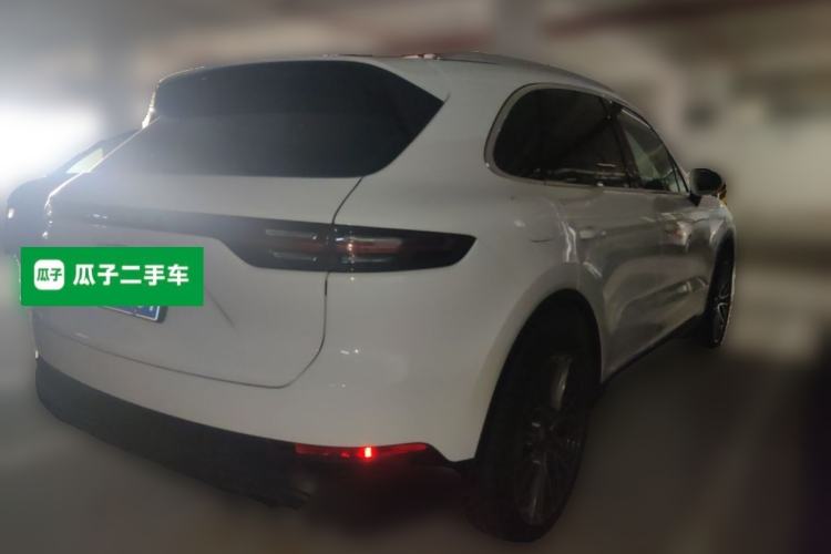Used Porsche Cayenne 2019 Cayenne 3.0T Rear Right 45 Deg