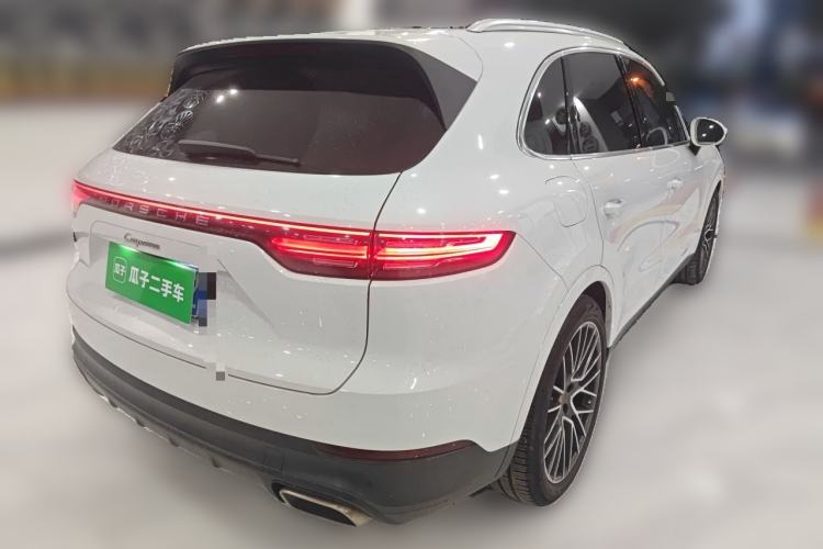 Used Porsche Cayenne 2019 Cayenne 3.0T Rear Right 45 Deg