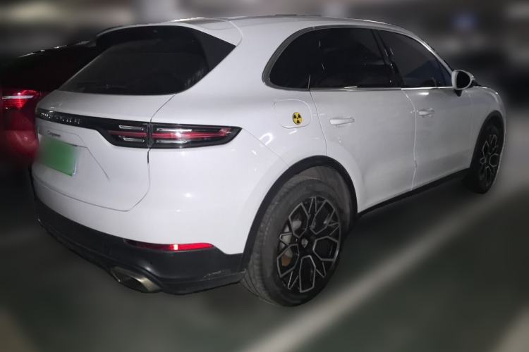 Used Porsche Cayenne 2019 3.0T U.S. specification Rear Right 45 Deg