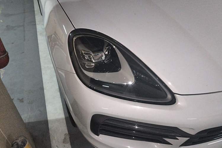Used Porsche Cayenne 2019 Cayenne Coupé 3.0T Right Front Headlight