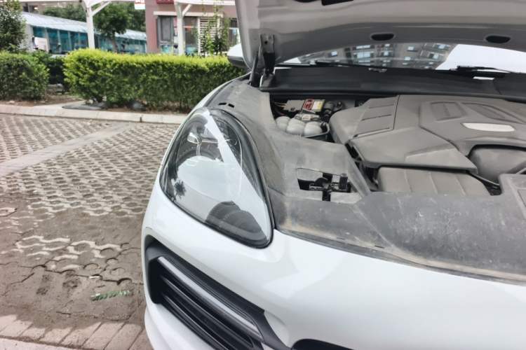 Used Porsche Cayenne 2019 Cayenne Coupé 3.0T Right Front Headlight