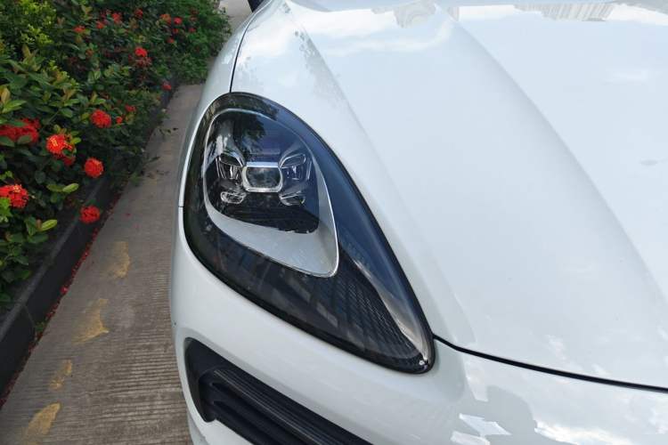 Used Porsche Cayenne 2019 Cayenne Coupé 3.0T Right Front Headlight