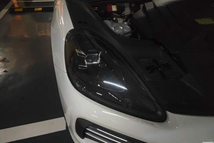 Used Porsche Cayenne 2019 Cayenne 3.0T Right Front Headlight