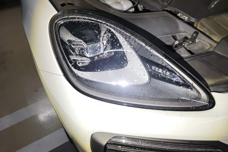 Used Porsche Cayenne 2019 Cayenne Coupé 3.0T Right Front Headlight