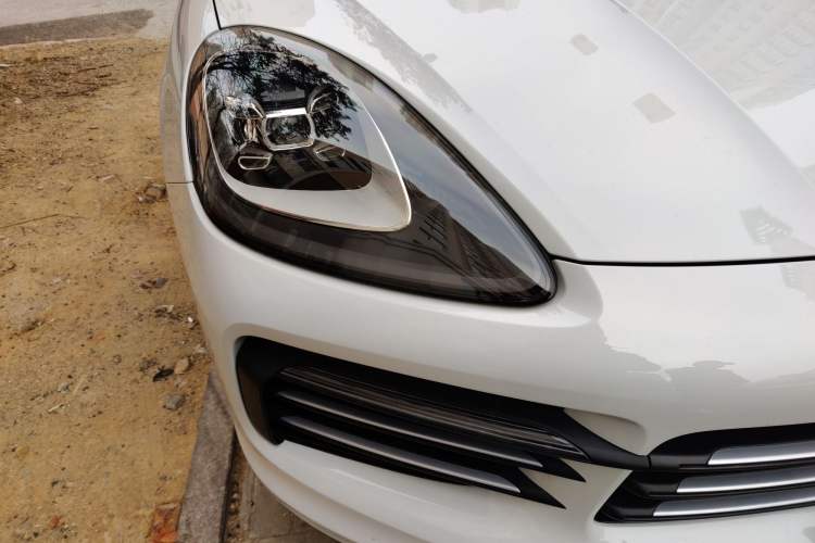 Used Porsche Cayenne 2019 Cayenne 3.0T Right Front Headlight