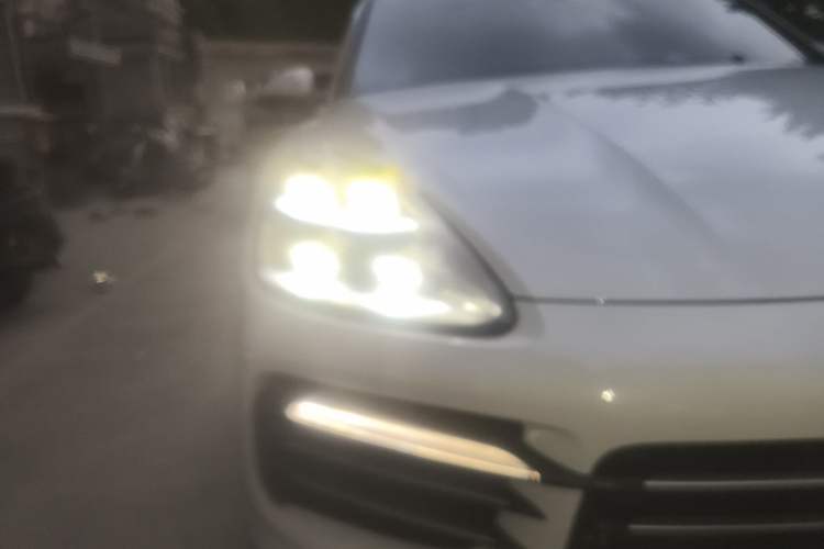 Used Porsche Cayenne 2019 Cayenne 3.0T Right Front Headlight