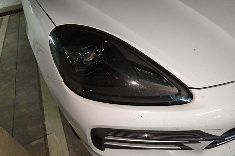 Used Porsche Cayenne 2019 Cayenne 3.0T Right Front Headlight