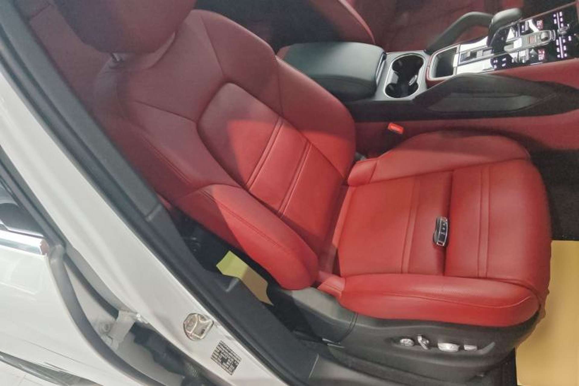 Used Porsche Cayenne 2019 Cayenne 3.0T Right Front Seat