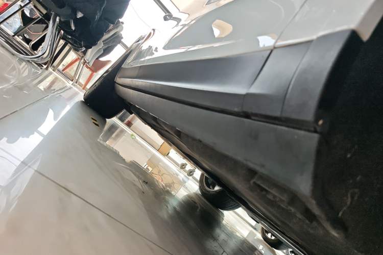 Used Porsche Cayenne 2019 Cayenne Coupé 3.0T Right Side Sill