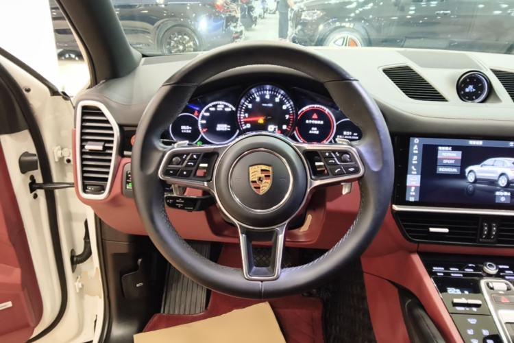 Used Porsche Cayenne 2019 Cayenne 3.0T Steering Wheel