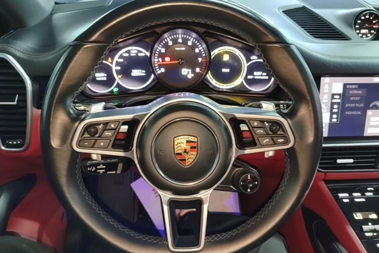 Used Porsche Cayenne 2019 Cayenne Coupé 3.0T Steering Wheel